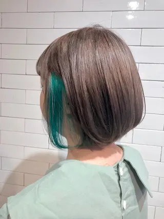 ショート 🤍髪質改善➕透明感 カラー🤍川上葵のヘアスタイル