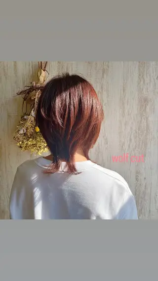 ミディアム カラー ヘアデザインデコ所属・岩坂 美苗のヘアスタイル