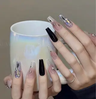 ネイル ishiro 🍂のネイルデザイン