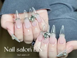 ネイル E.N🦋 長さ出し/持ち込みのネイルデザイン