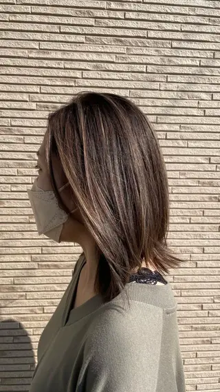 ミディアム miyuki AFLOATのヘアスタイル