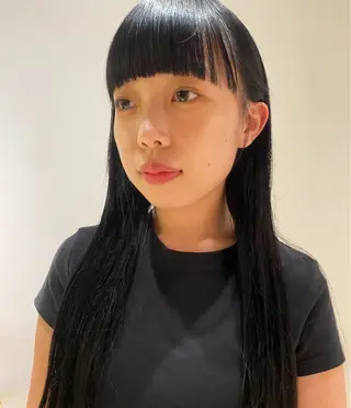 ロング カラー やまもと さえのヘアスタイル