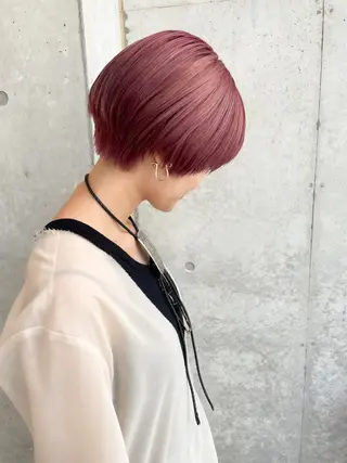 ショート カラー ヘアアレンジ ミニボブ/ブリーチ 🌈MISATOのヘアスタイル