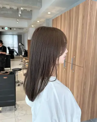 ミディアム 透明感モテ艶髪カラー Gallicaイリサのヘアスタイル