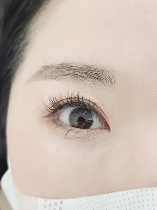 マツエク・マツパ 久保田 愛未のヘアスタイル