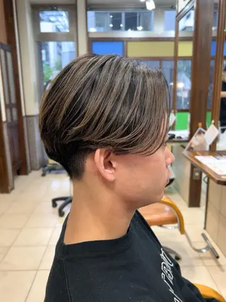 カラー メンズ 白髪ぼかし脱白髪染め 大塚綾のヘアスタイル