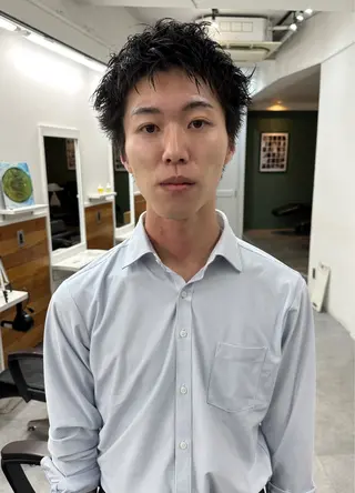 ショート パーマ メンズ グランジヘア 無造作ヘアHYUGAのヘアスタイル