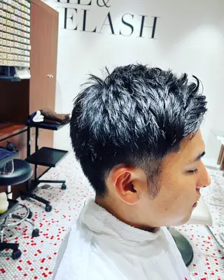 メンズ 漆畑 夏美のヘアスタイル