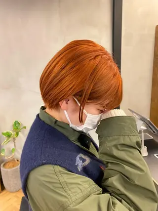 ショート カラー ハル🌸柔色/ ブリーチなし/艶髪のヘアスタイル