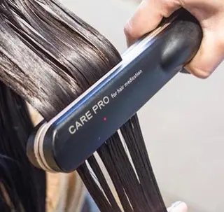 ロング Eau   Nouvelle所属・よこ いさおのヘアスタイル