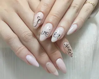 ネイル Hello Pretty Nail Salon所属・mini kikiのネイルデザイン