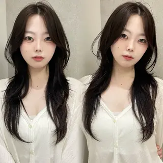 セミロング ハッシュカット🖤 レイヤー/透けカラーのヘアスタイル