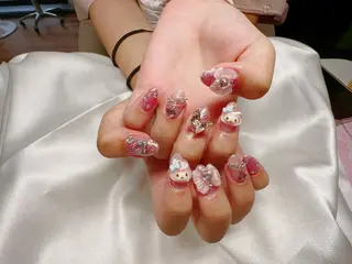 ネイル Ui_Amor (パラジェル)のネイルデザイン