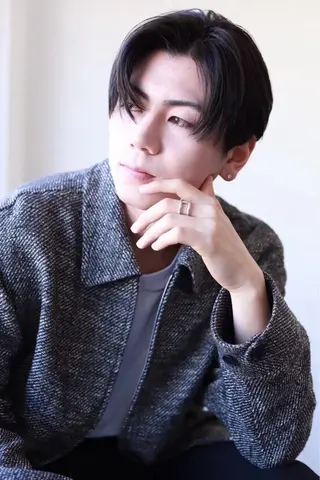 ショート 越坂部 桃子のヘアスタイル