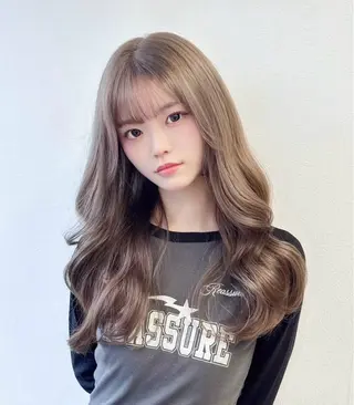 ロング 薮本 真優のヘアスタイル