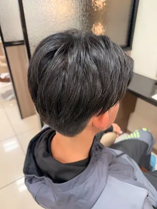 メンズ 吉田 愛子のヘアスタイル