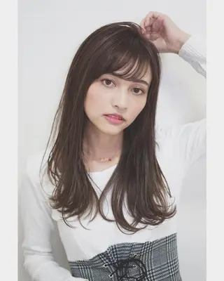 セミロング This所属・🟦髪質改善6年 💊YAMAMOTOのヘアスタイル