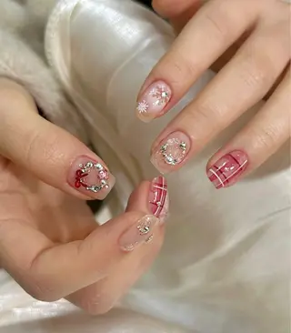 ネイル Lynn_ Nailのネイルデザイン