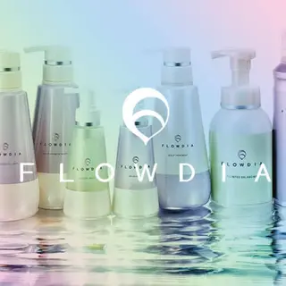 カラー white.所属・white.梅田 デザインカラー🦄のヘアスタイル