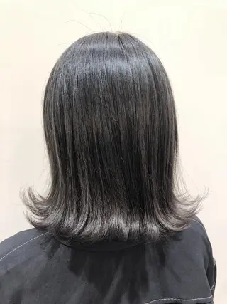 ショート カラー Amour なぐらのヘアスタイル