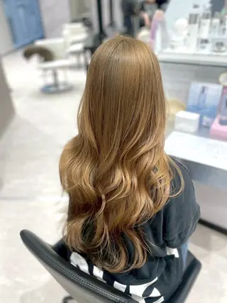 ロング カラー 猪狩 杏菜のヘアスタイル