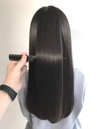 ロング カラー キッズ ネイル マツエク・マツパ アイブロウ 🎗美髪艶髪🫧髪質 改善特化🥇菊地のヘアスタイル