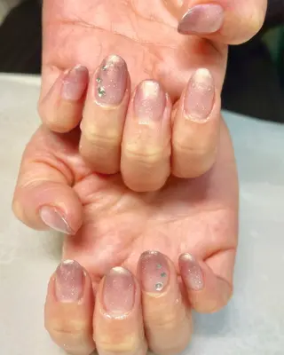 ネイル 新宿ネイルサロン ジェミディローサ所属・新宿ネイルサロン ジェミディローサのネイルデザイン