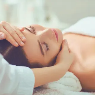 Arcturus所属・ヒーラー Mayukaのエステ・リラクイメージ