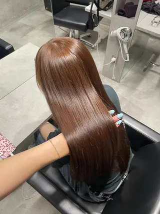 ロング 出口 千乃のヘアスタイル