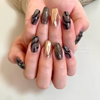 ネイル BONHEUR Annaのネイルデザイン