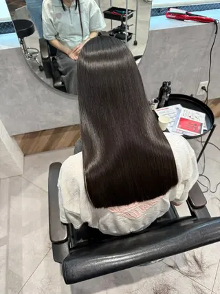 セミロング 柴田樹/大人可愛い 艶髪カラー/髪質改善のヘアスタイル