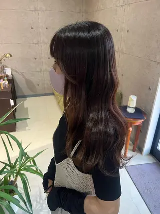 ロング 廣瀬 愛のヘアスタイル