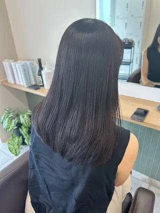 セミロング ブリーチなし/レイヤ ー特化🌈Tommyのヘアスタイル