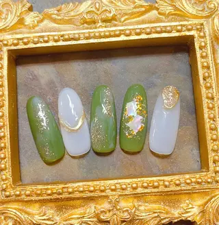 ネイル マジックミラー所属・マジック ミラーのネイルデザイン