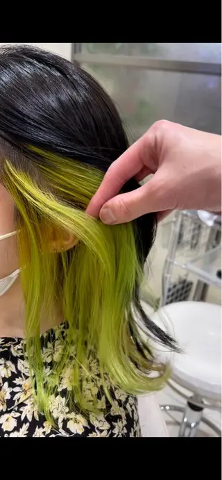 ロング カラー カネヒラ リョウスケのヘアスタイル