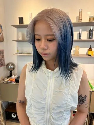 ミディアム カラー Tsukasa/ ハイトーン/寒色のヘアスタイル