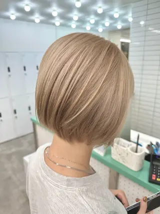 ショート 💚透明感カラー💚 ♻️本間♻️のヘアスタイル