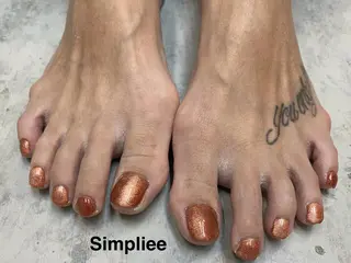 ネイル シンプリーワン渋谷店 ️🫧MAI️🫧のネイルデザイン