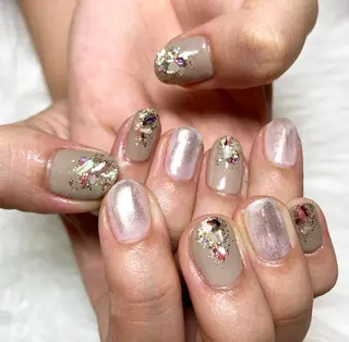 ネイル 駒月 明日香の眉毛・アイブロウイメージ