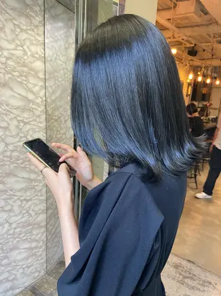 セミロング 地毛風艶カラー🌿 喜多夏海のヘアスタイル