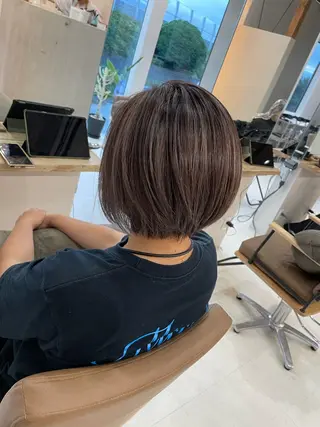 ショート アルーナビューティデザイン所属・鈴木 妃帆未のヘアスタイル