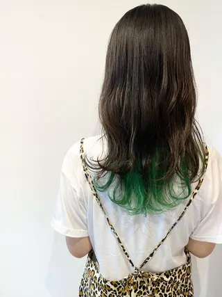 ロング MYRTLE TSUNODAのヘアスタイル