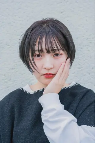 ショート kyon.hair 韓国カットカラーのヘアスタイル