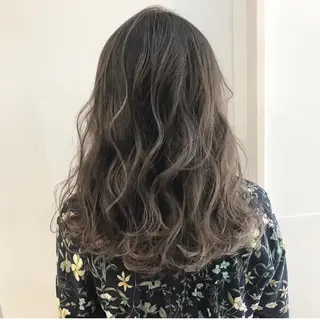 セミロング カラー ヘアアレンジ パーマ マツエク・マツパ ネイル アイブロウ カラー特化サロン大阪 ルービック江坂/新城のヘアスタイル