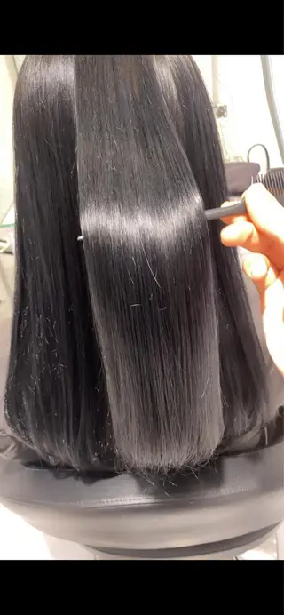 ロング カラー 赤み消し韓国ヘア レイヤー縮毛🤍渡邉のヘアスタイル