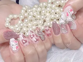 ネイル Queening 🦋のネイルデザイン