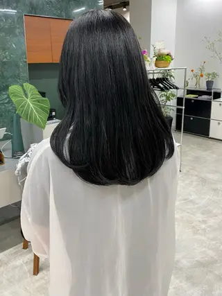 セミロング カラー Sopi所属・JESSI / Sopiのヘアスタイル