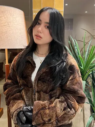 ロング カラー レイヤー/ 透明感SHIMAのヘアスタイル