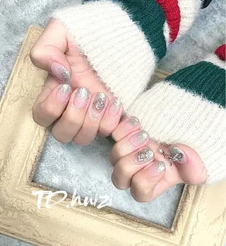 ミディアム めぐみのネイルサロン 惠のネイルデザイン