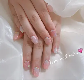 ネイル U·Mi nail salon所属・U·Mi 上野御徒町容のネイルデザイン